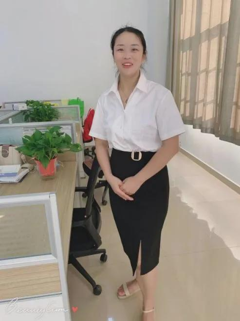 启智 星师  记信阳市琵琶山学校青年教师乔冯