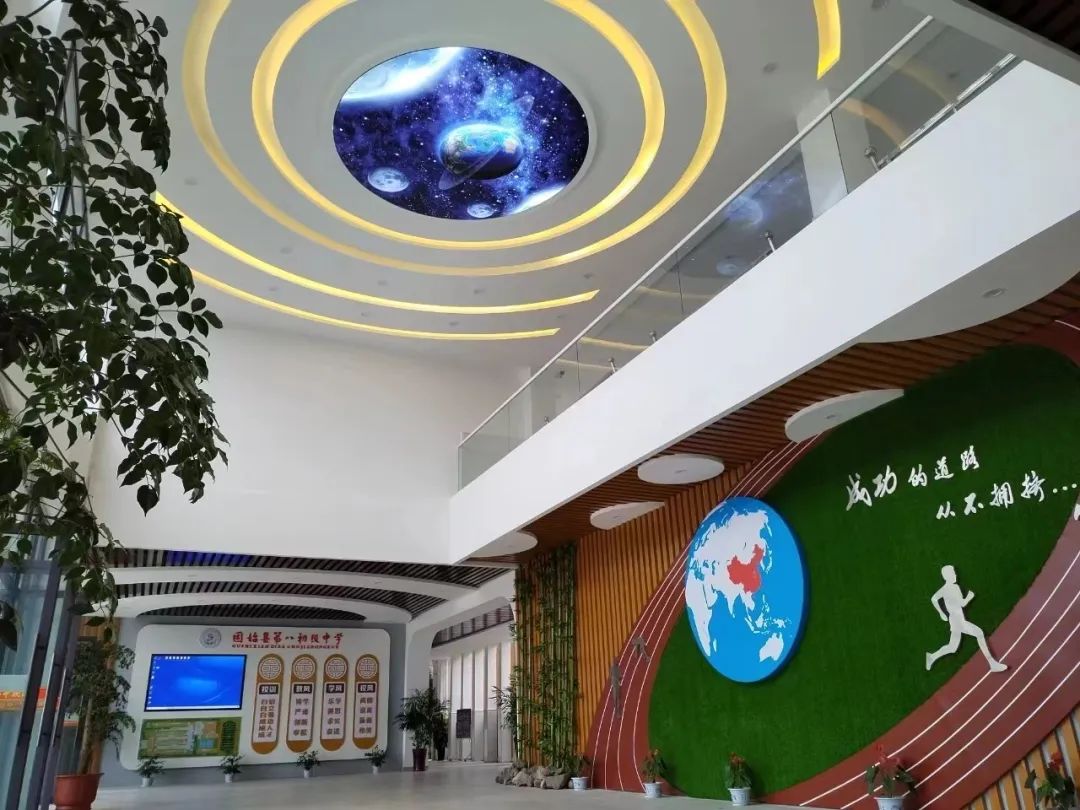 固始县八中获“全国青少年校园足球特色学校”称号